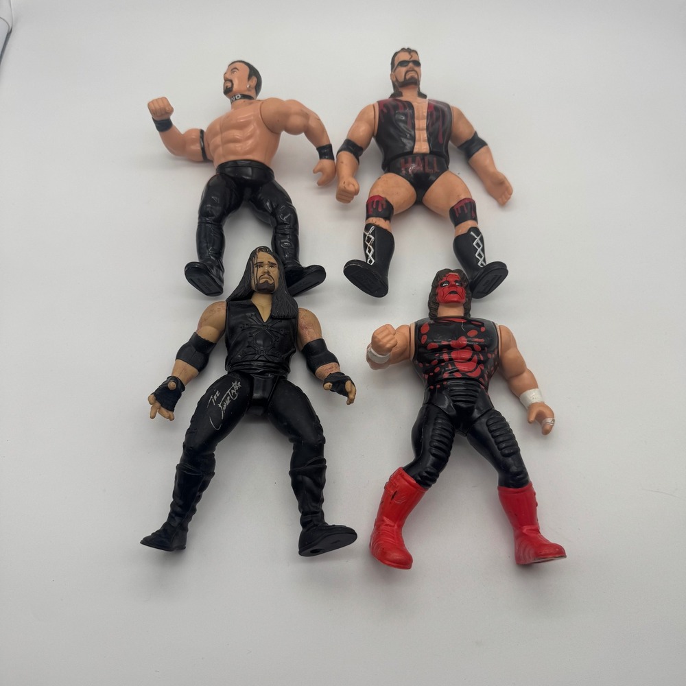 WWE Wrestling Action Figures Lot Jakks Pacific Titan Sports 1998 Collectible Toy